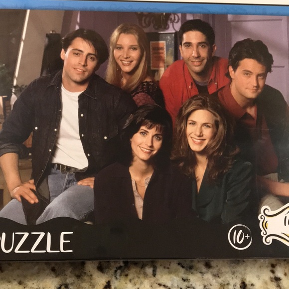 NEW Friends TV Show Apartment Puzzle 1000 pieces - Picture 2 of 6
